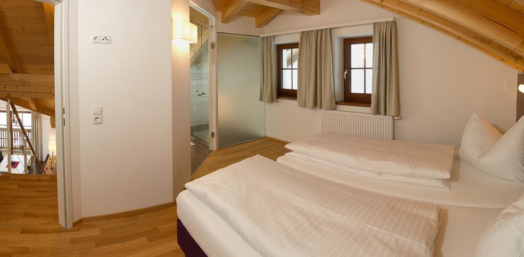 Aigenberg Appartements 플라차우 객실 사진